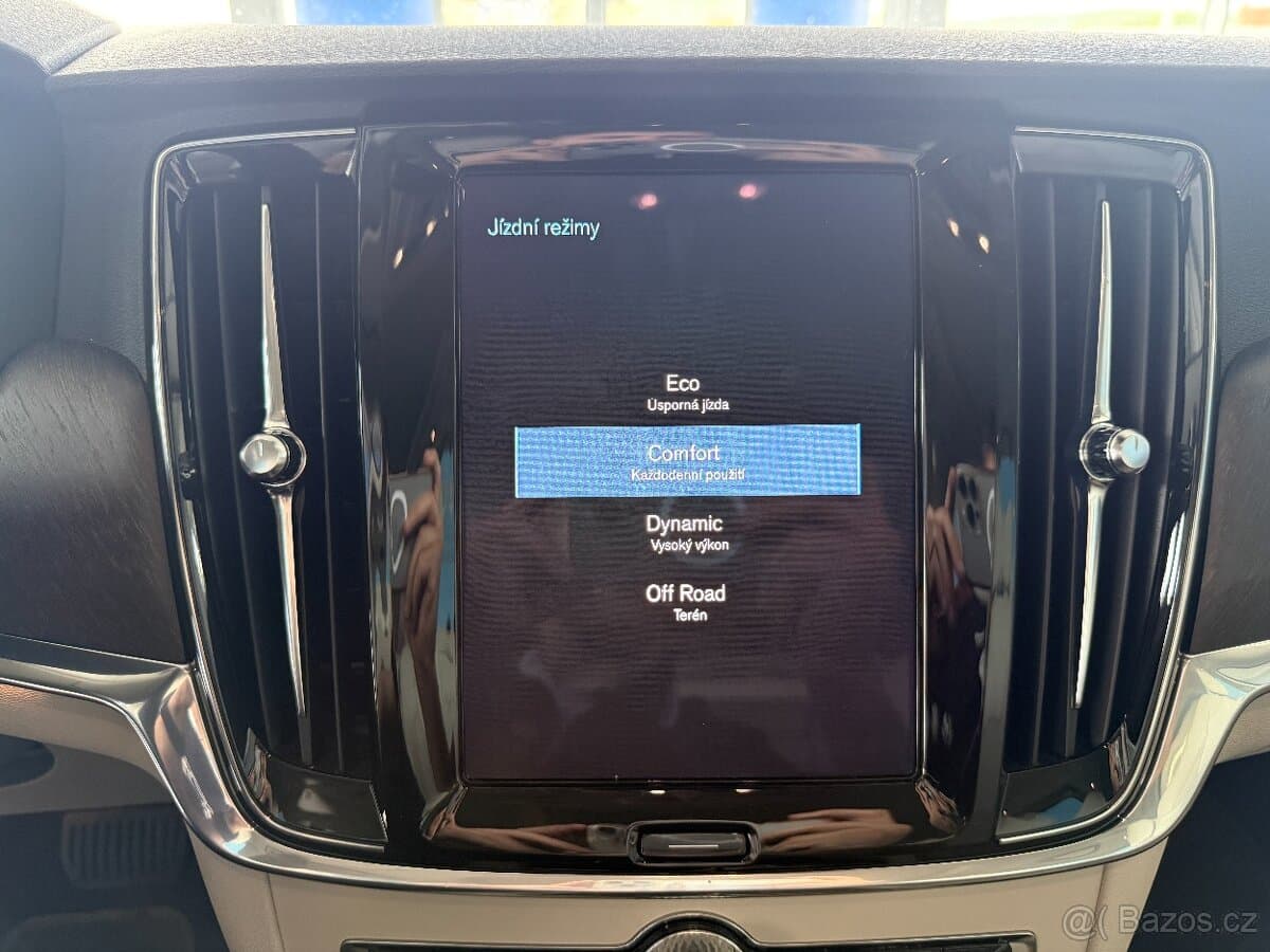 2019 Volvo V90 - 20