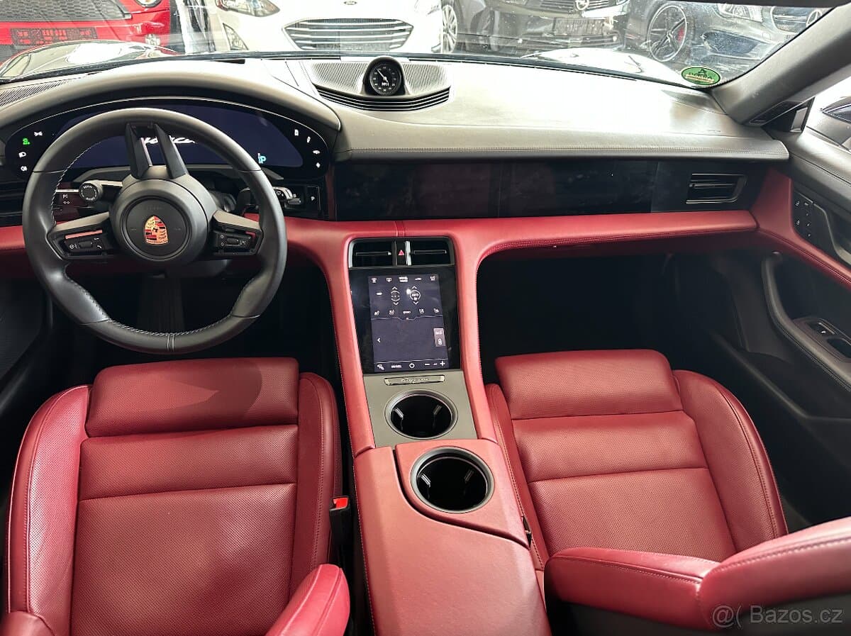 2023 Porsche TAYCAN - 20