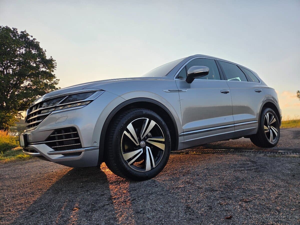 2018 Volkswagen TOUAREG - 20