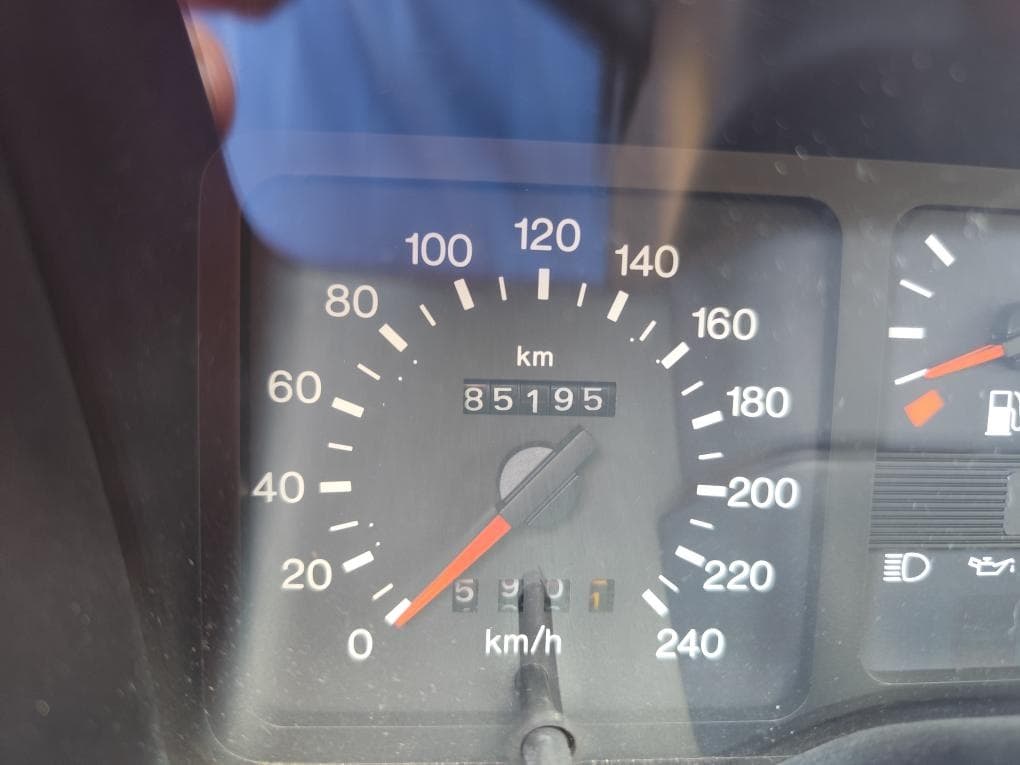 1990 Ford SIERRA - 20