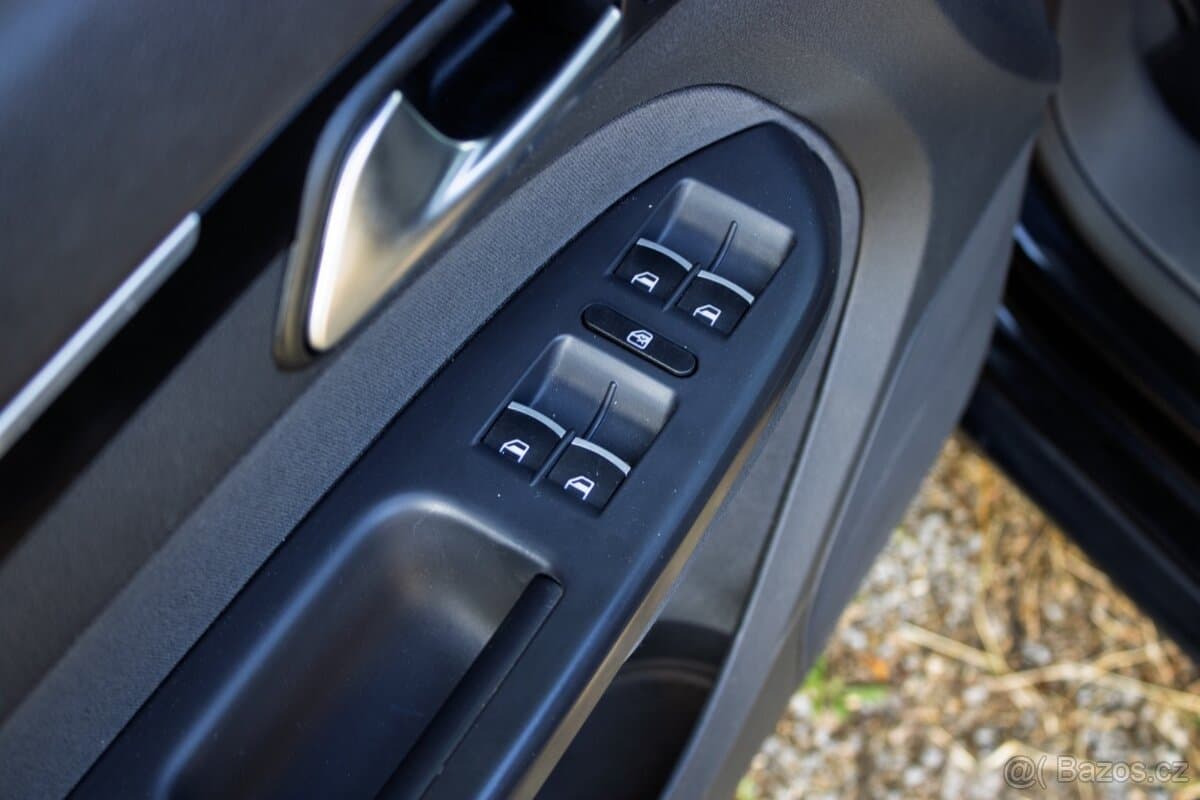 2012 Volkswagen TOURAN - 20