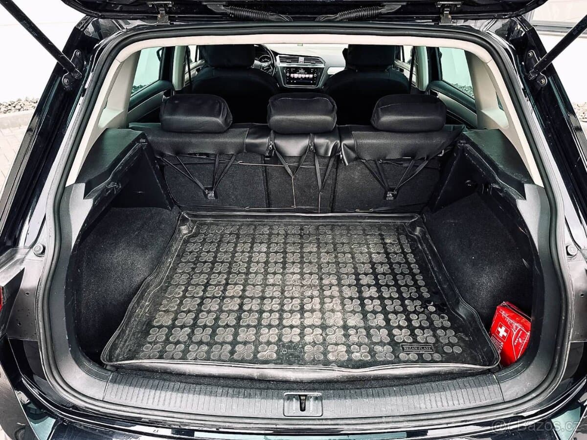 2017 Volkswagen TIGUAN - 20