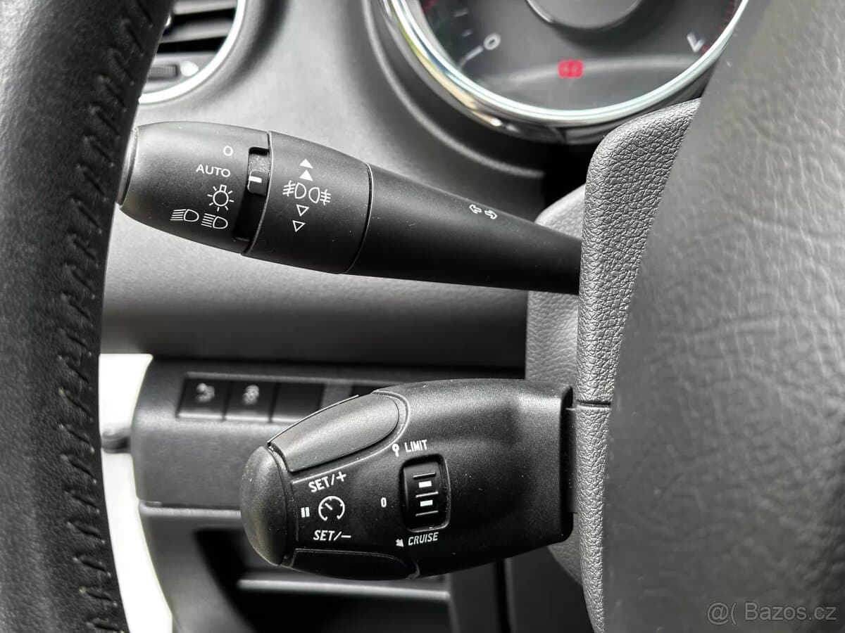 2015 Peugeot 5008 - 20