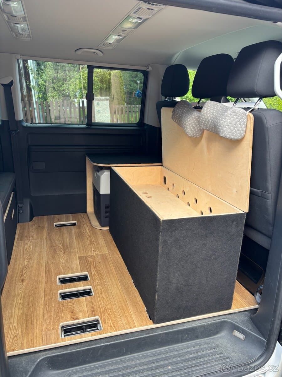 Volkswagen CARAVELLE - 20
