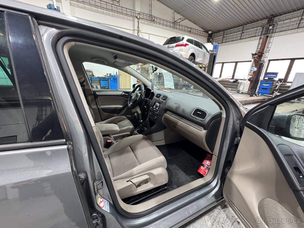 2012 Volkswagen GOLF - 20