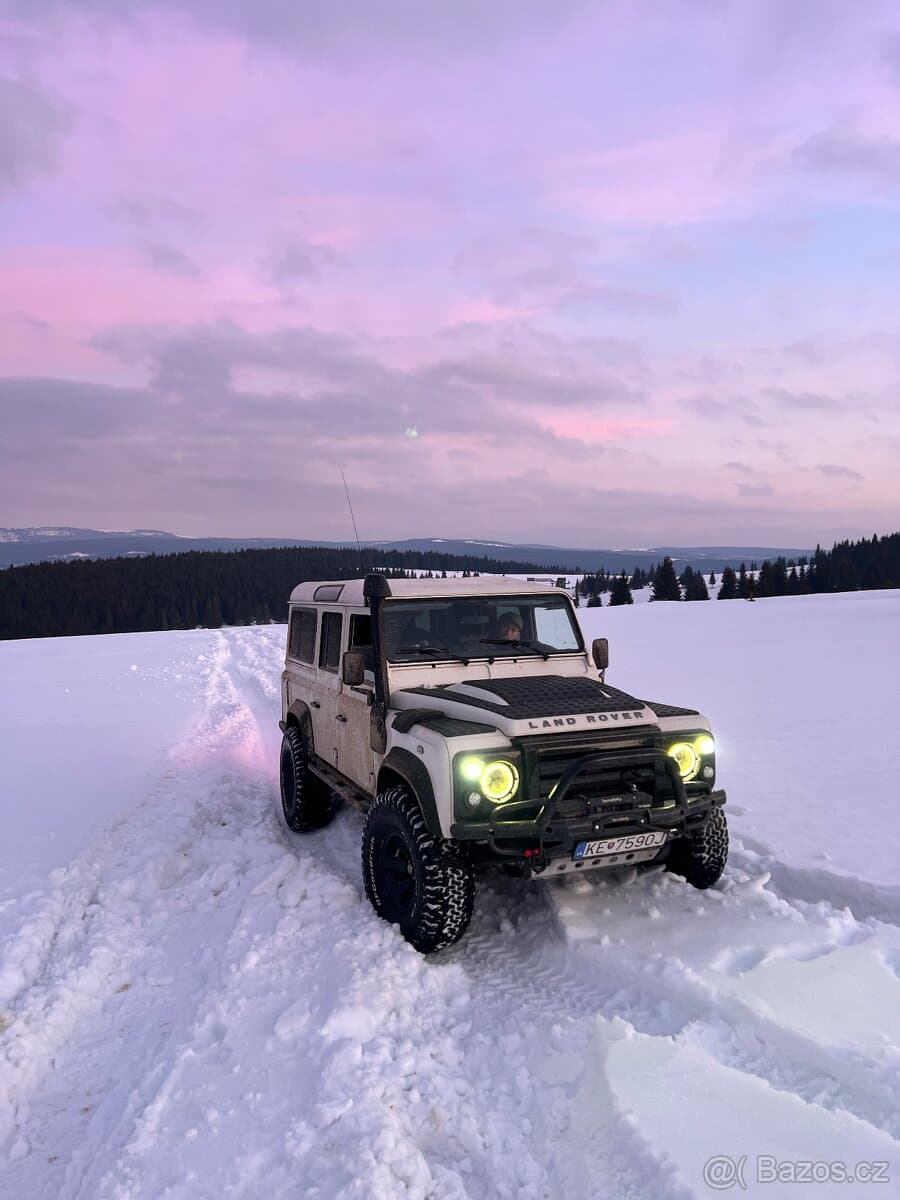 2010 Land Rover DEFENDER - 20