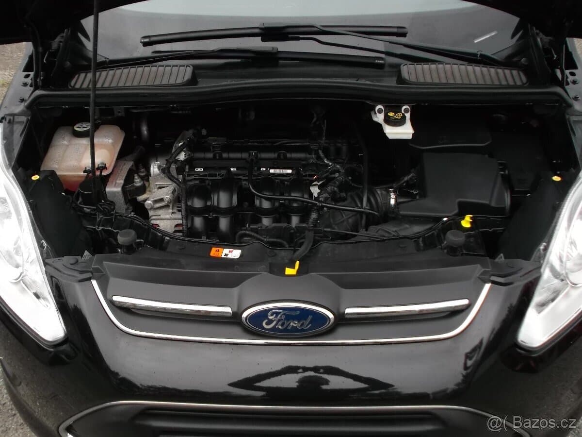 2015 Ford C-MAX - 20