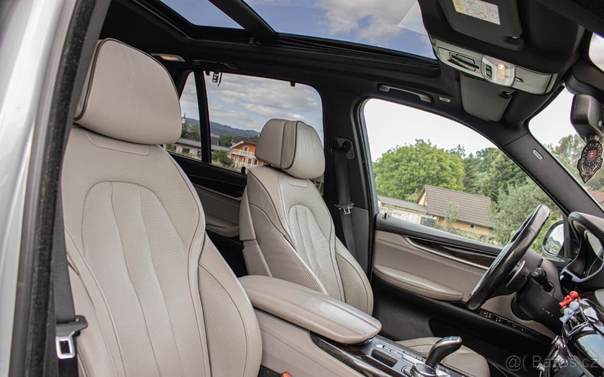 2016 BMW M5 - 20