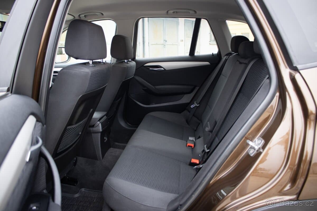 2011 BMW X1 - 20