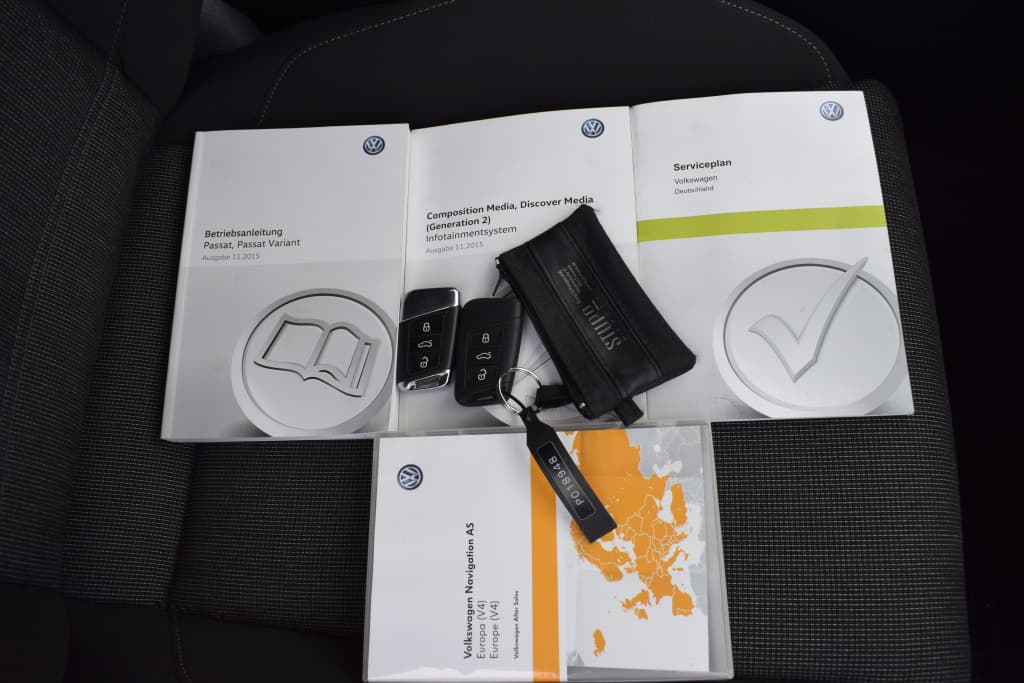 2015 Volkswagen PASSAT - 20