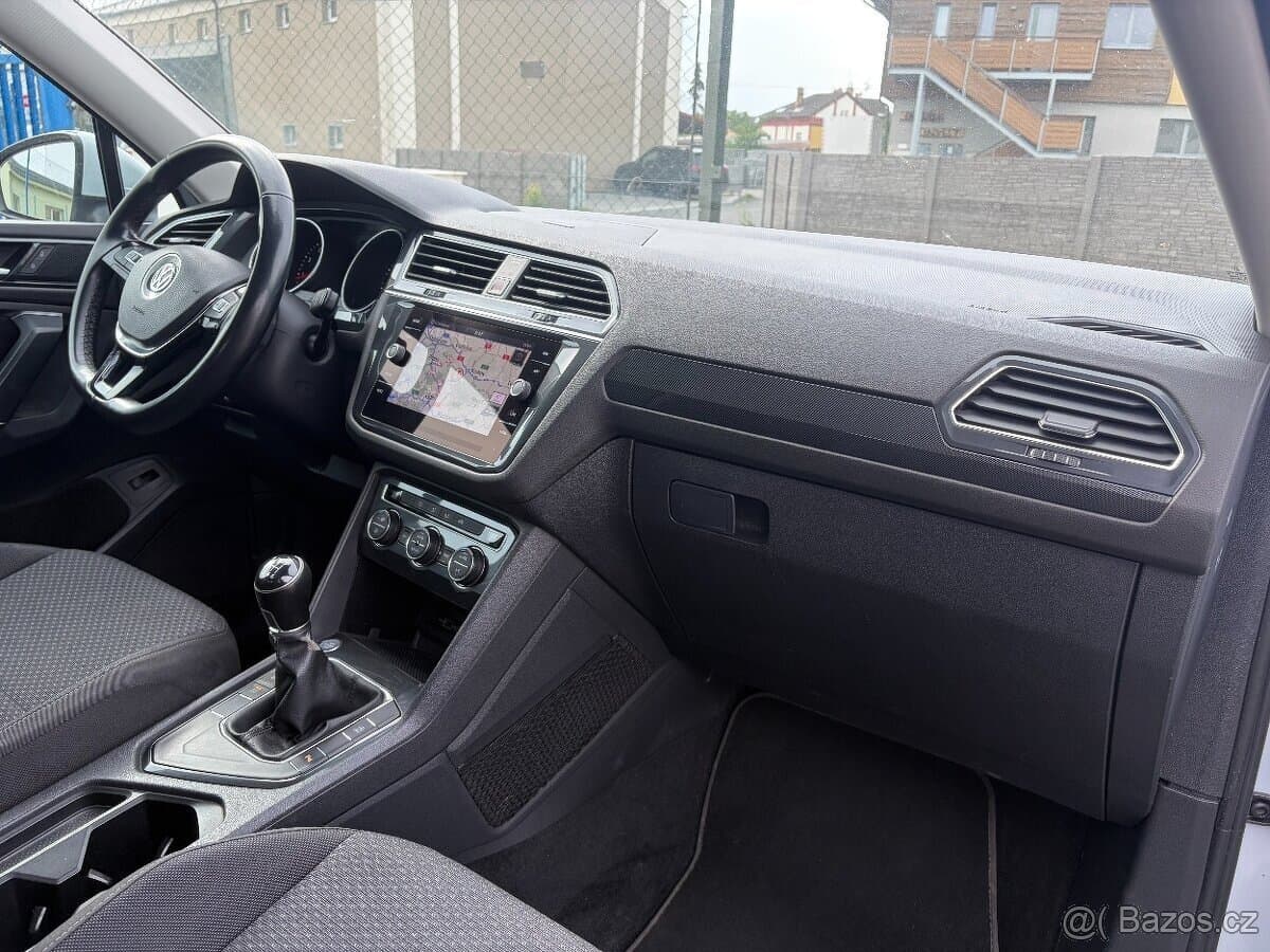 2018 Volkswagen TIGUAN - 20