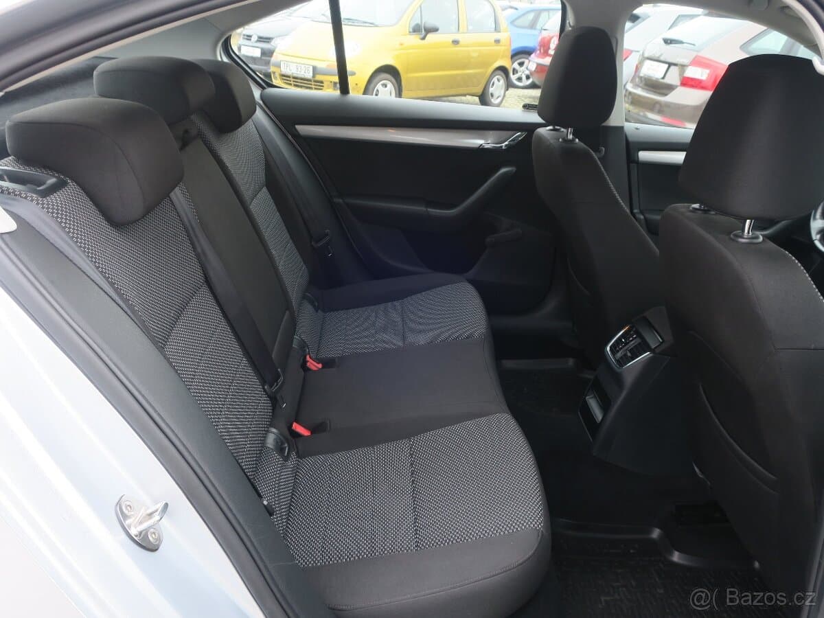 2015 Škoda OCTAVIA - 20