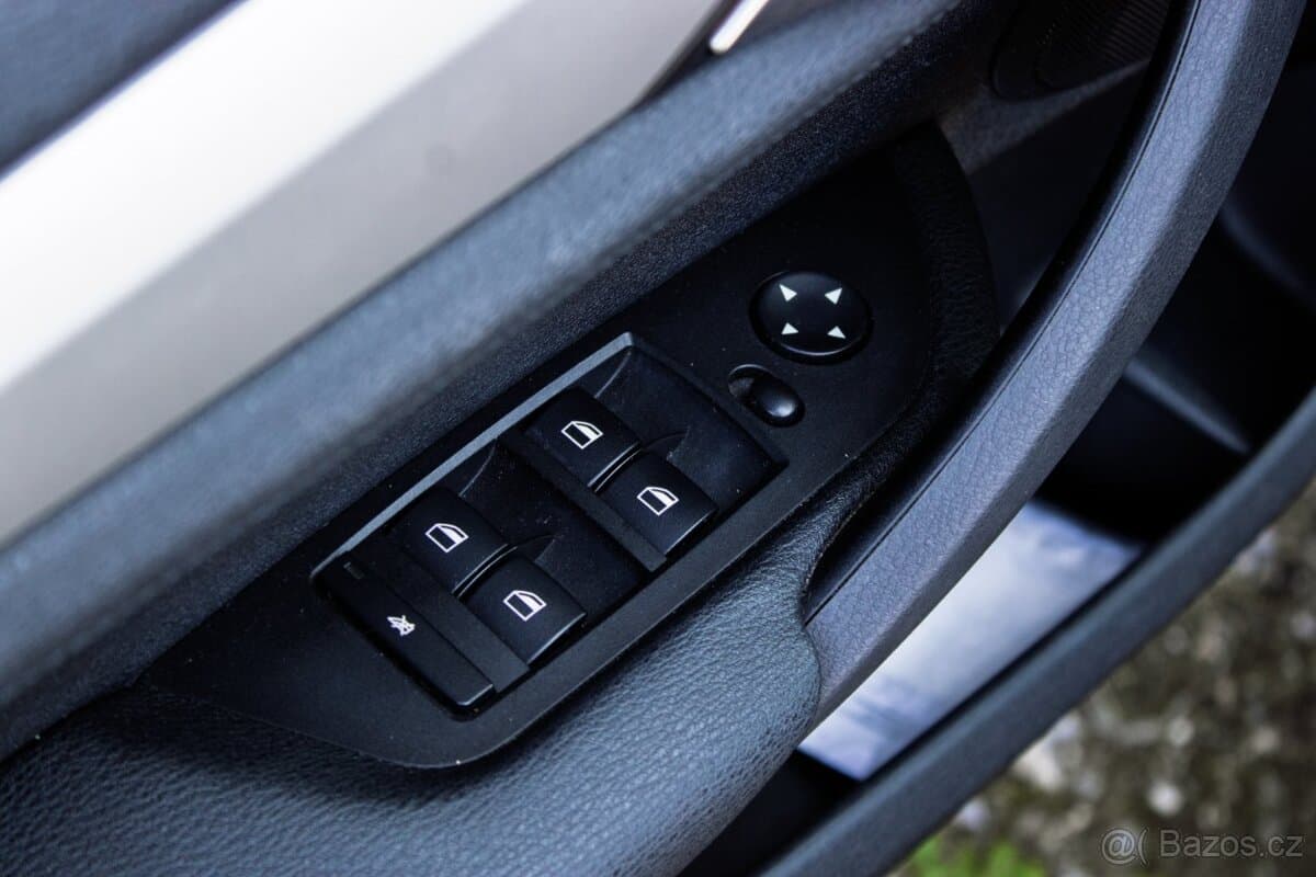 2010 BMW X1 - 20