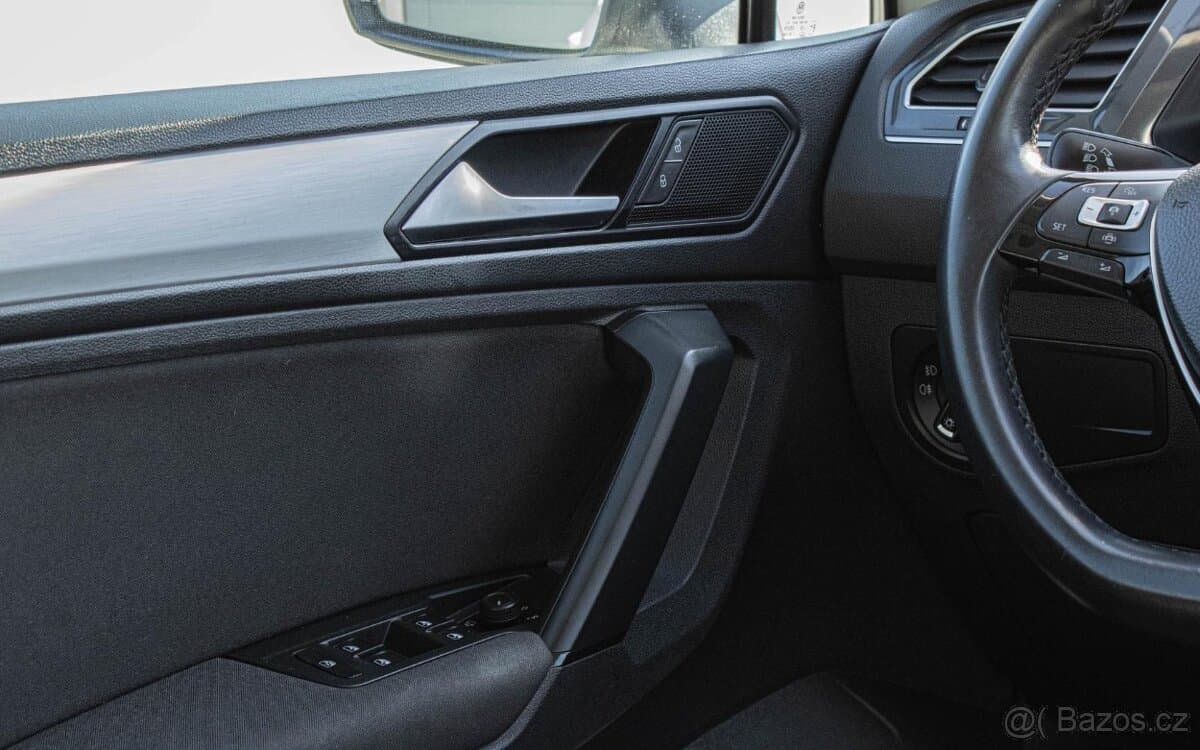 2019 Volkswagen TIGUAN - 20