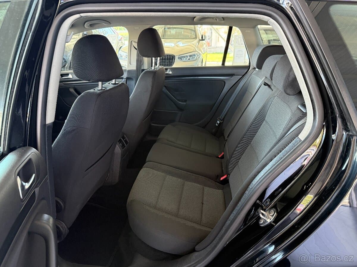 2011 Volkswagen GOLF - 20