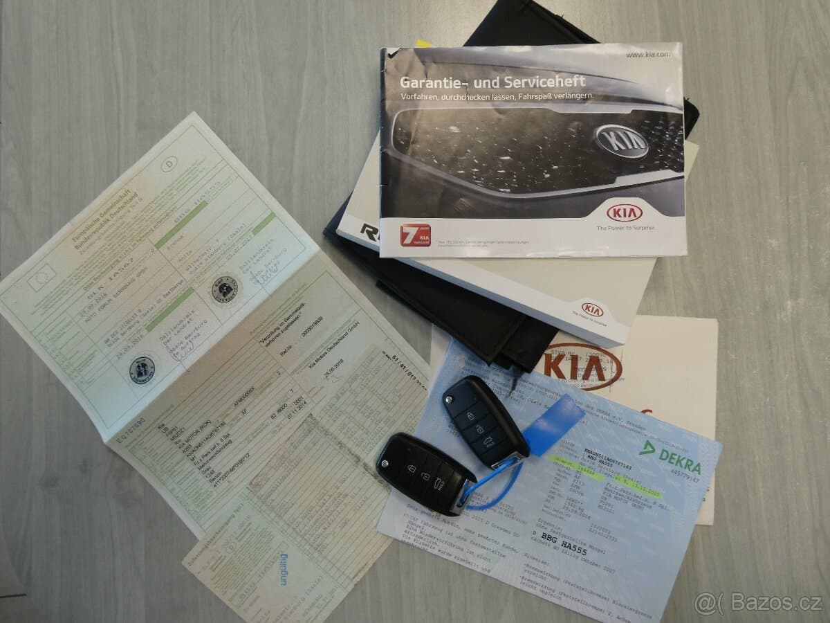 2016 Kia RIO - 20