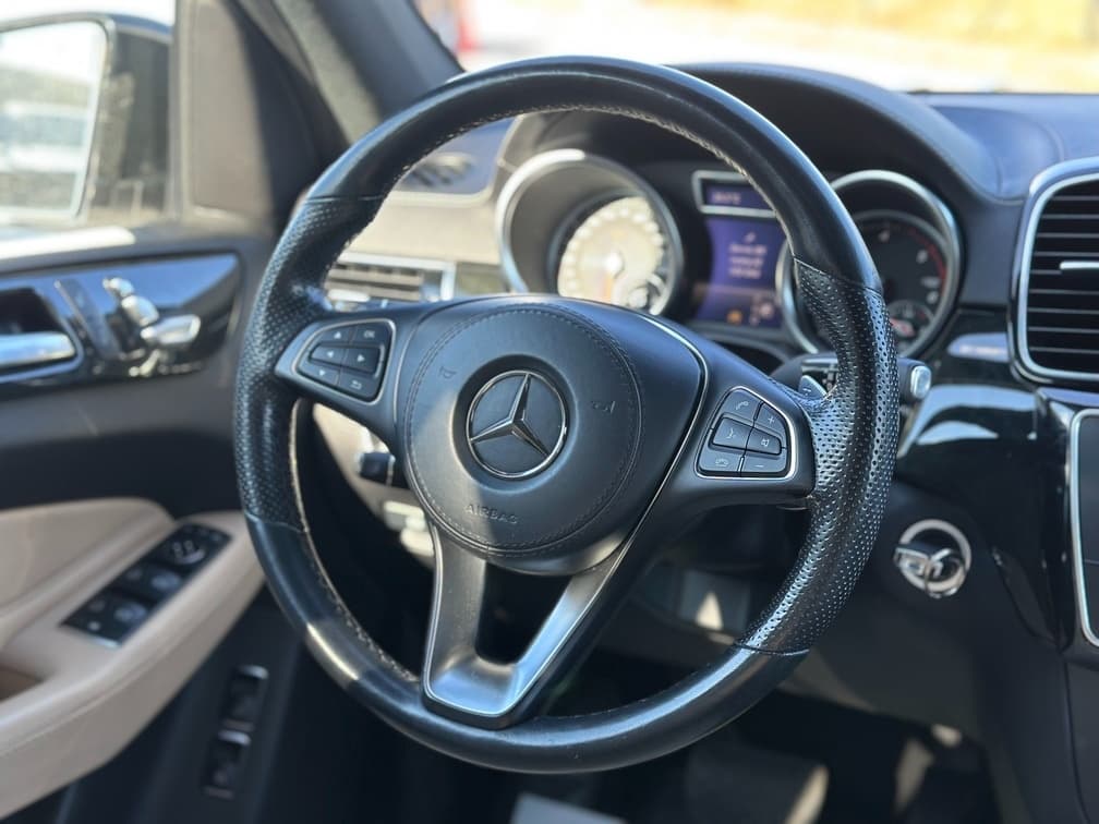 2017 Mercedes-Benz GL - 20