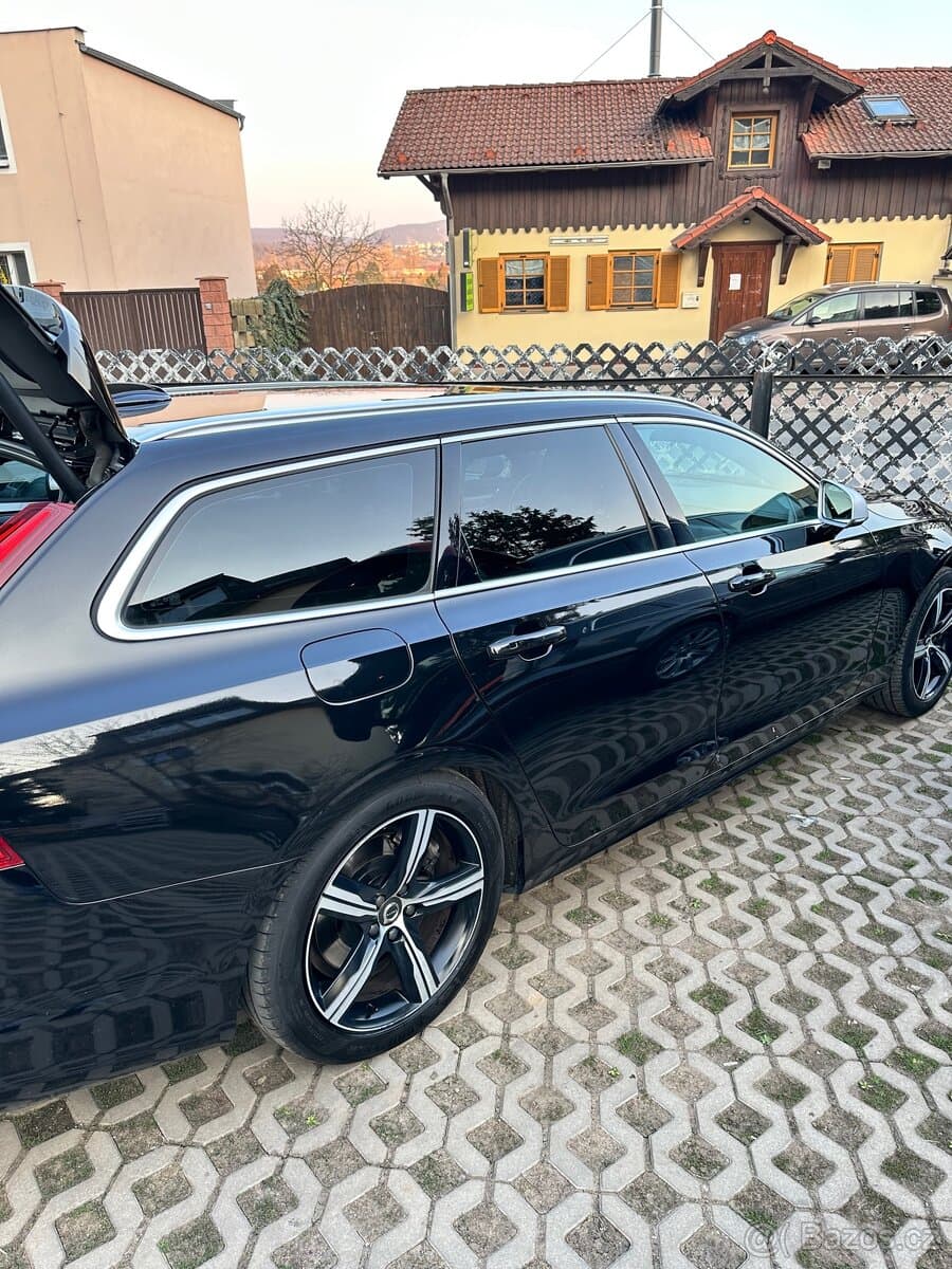 2019 Volvo V90 - 20