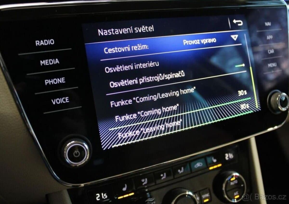 2019 Škoda SUPERB - 20