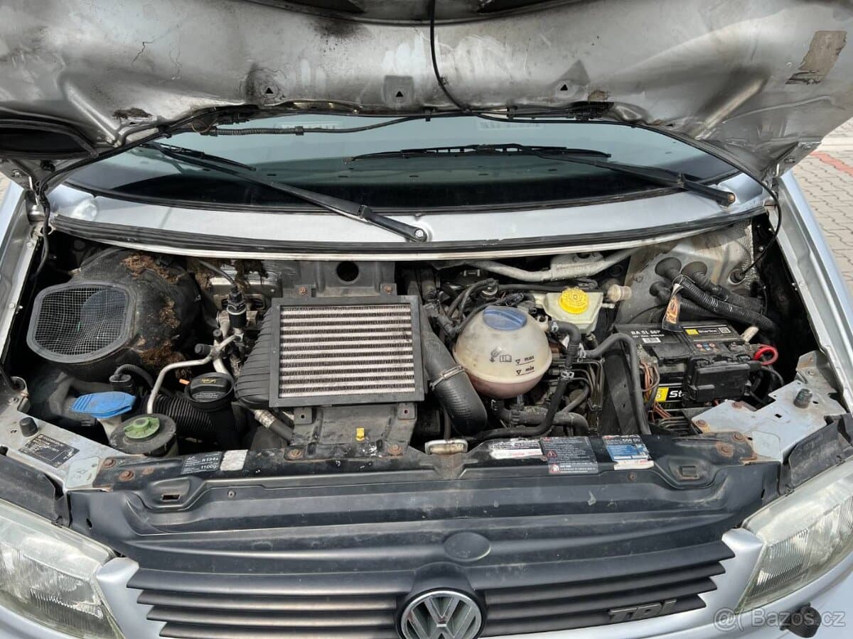 2003 Volkswagen CARAVELLE - 20