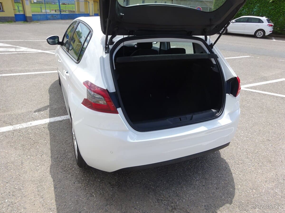 2018 Peugeot 308 - 20