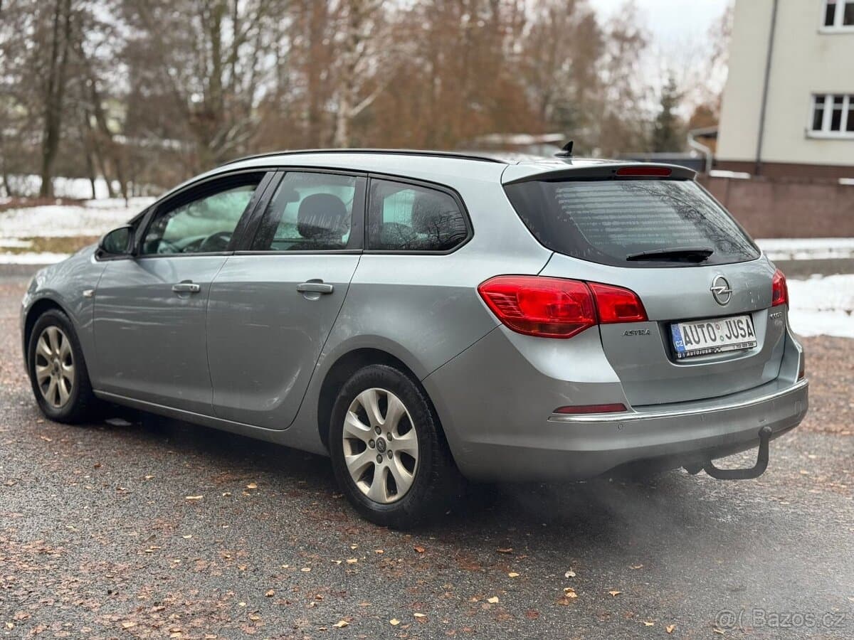 2013 Opel ASTRA - 20