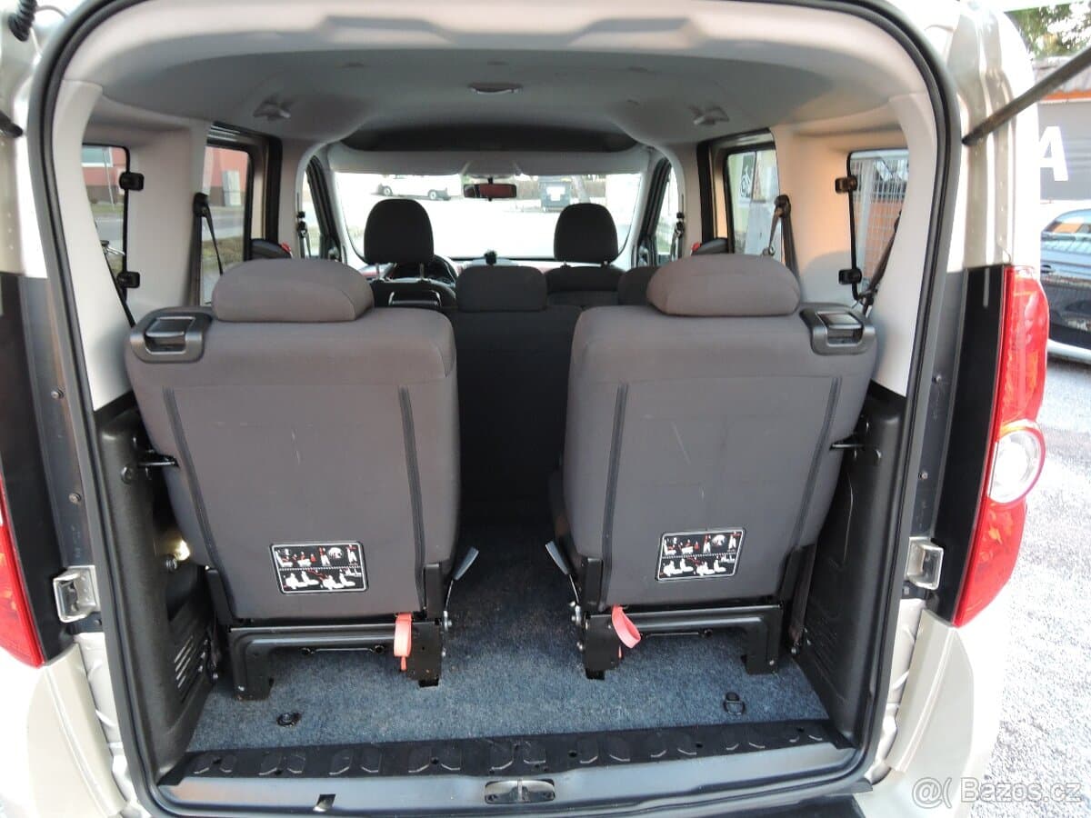 2010 Fiat DOBLO - 20