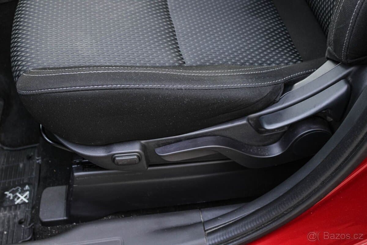 2021 Mitsubishi OUTLANDER - 20