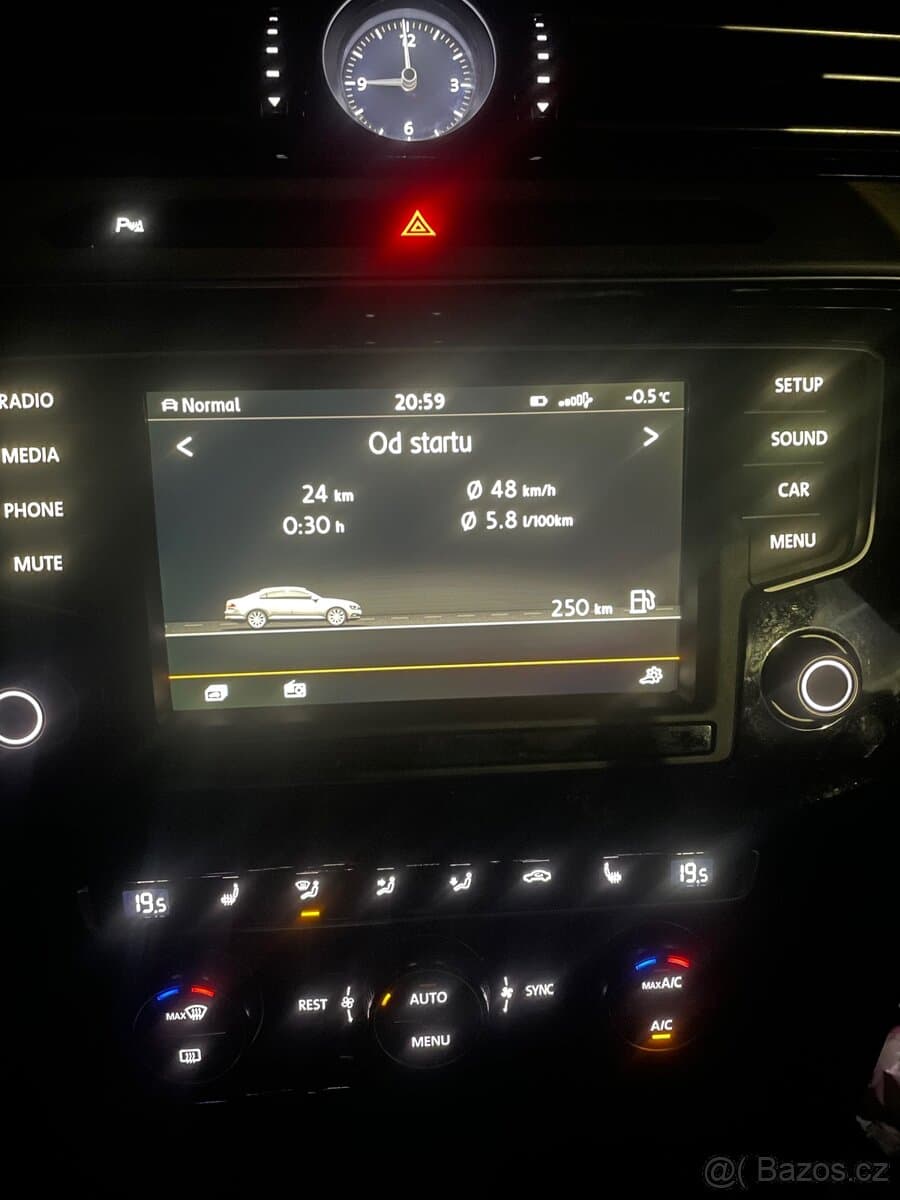 2015 Volkswagen PASSAT - 20