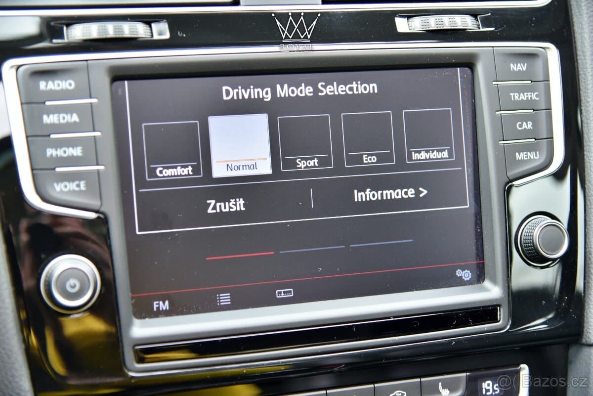 2013 Volkswagen GOLF - 20