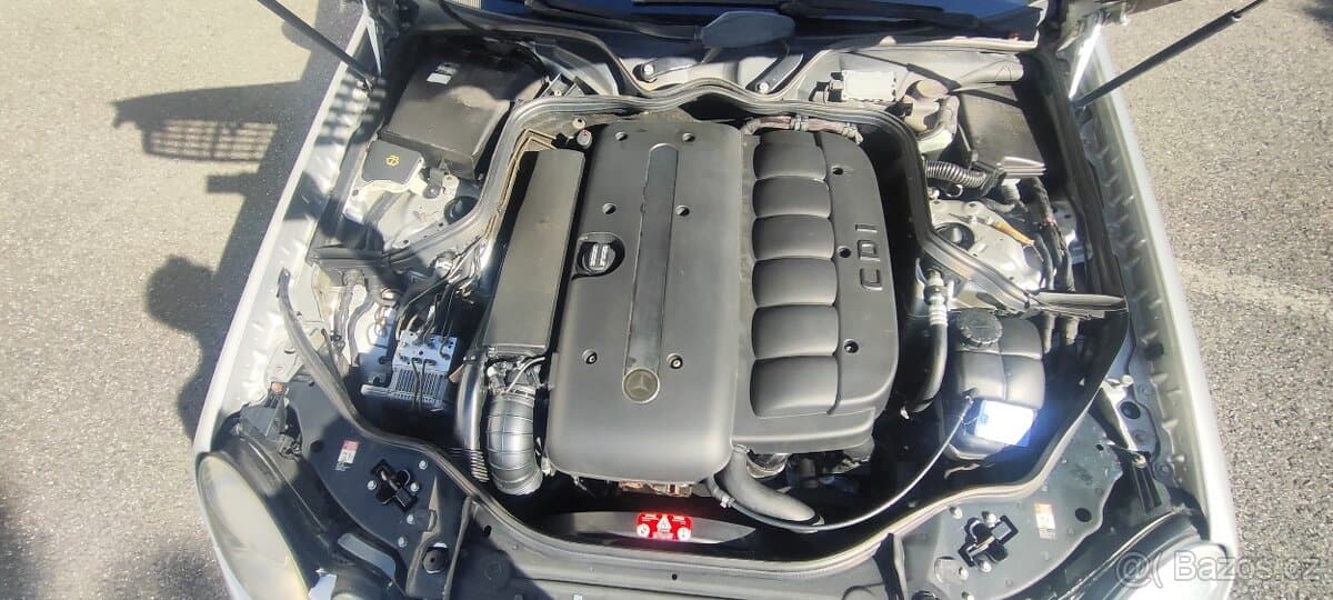 2004 Mercedes-Benz E-CLASS - 20