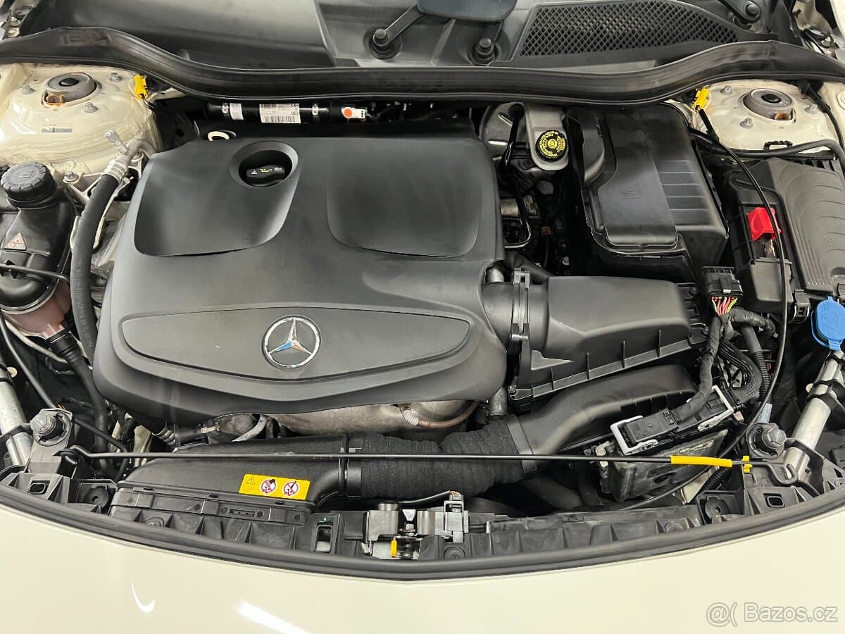 2017 Mercedes-Benz CLA - 20