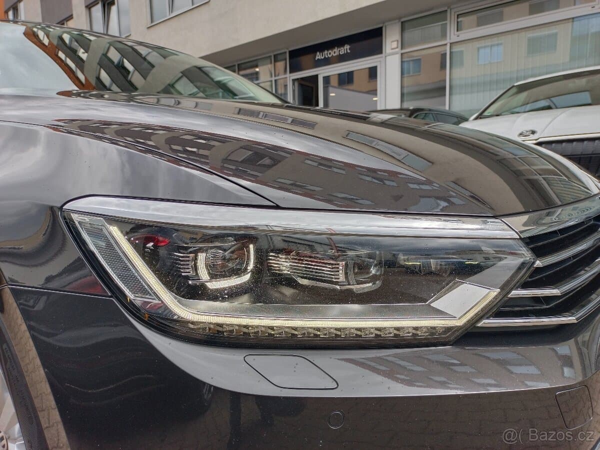 2019 Volkswagen PASSAT - 20