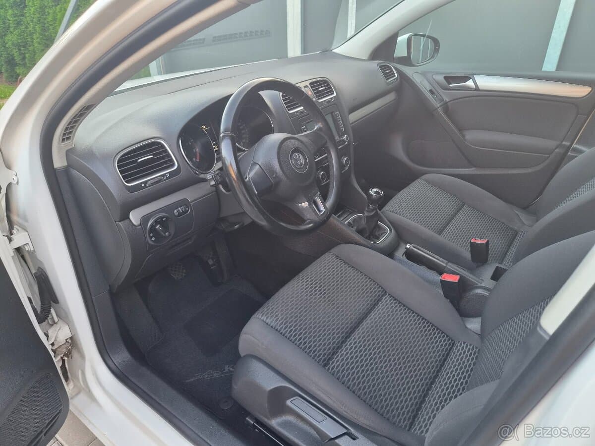 2009 Volkswagen GOLF - 20