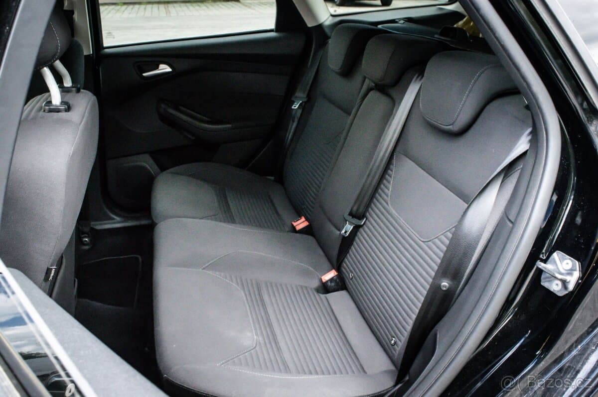 2017 Ford FOCUS - 20