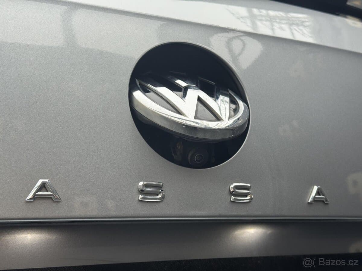 2020 Volkswagen PASSAT - 20