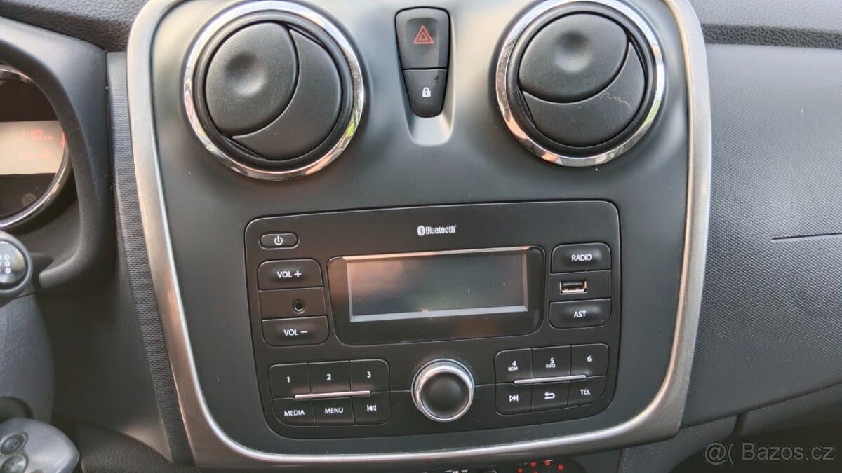 2015 Dacia SANDERO - 20