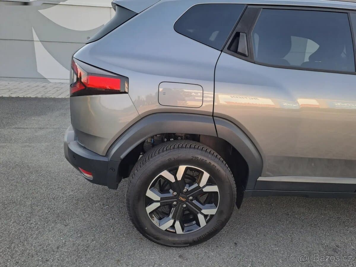2025 Dacia DUSTER - 20