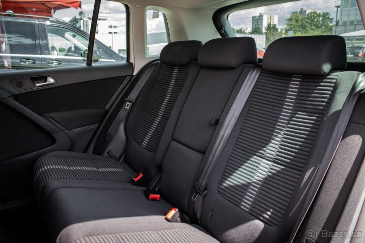 2011 Volkswagen TIGUAN - 20