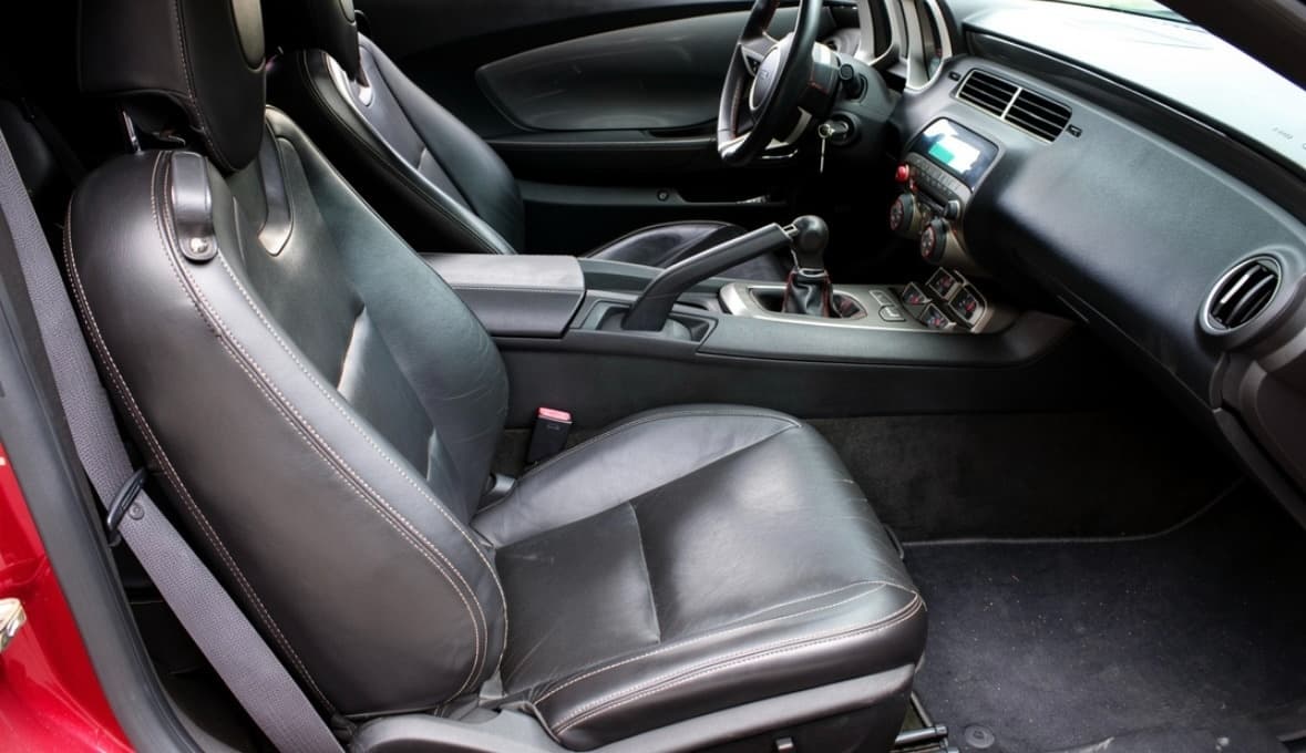2010 Chevrolet CAMARO - 20
