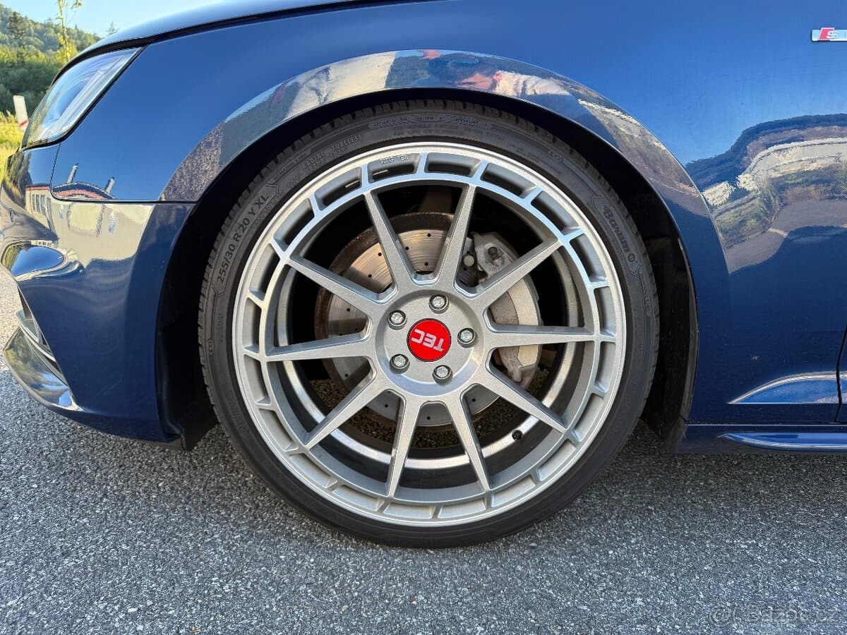 2016 Audi A4 - 20
