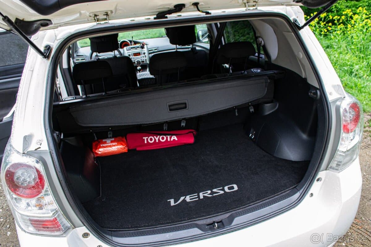 2011 Toyota VERSO - 20