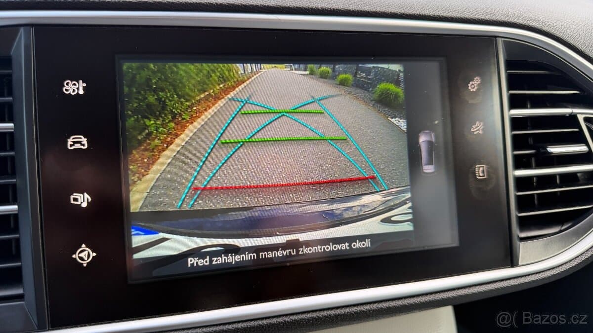 2016 Peugeot 308 - 20