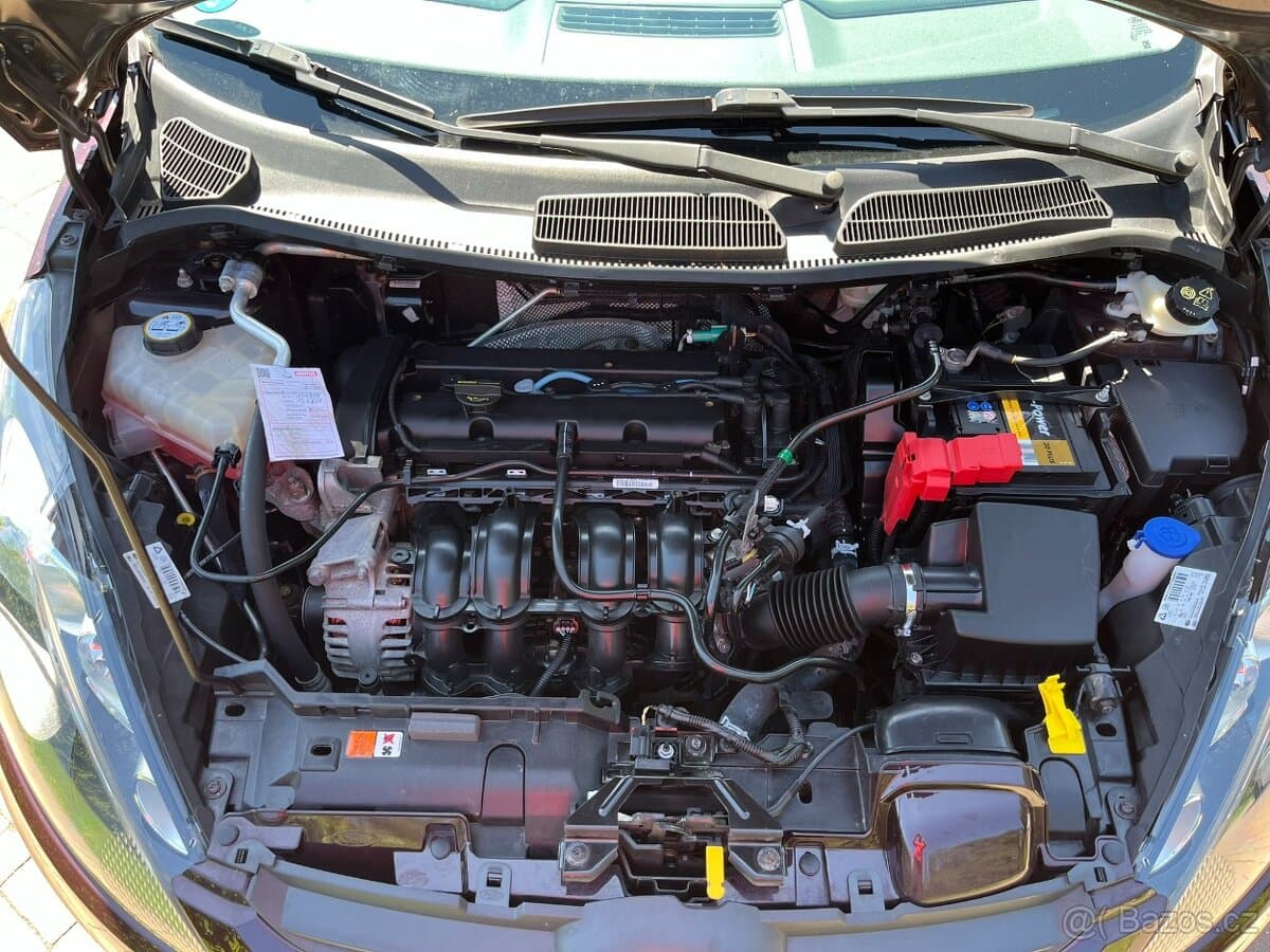 2010 Ford FIESTA - 20