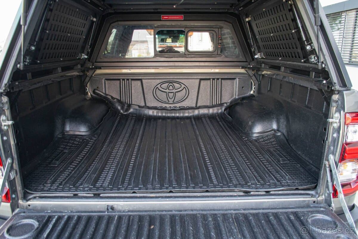 2024 Toyota HILUX - 20