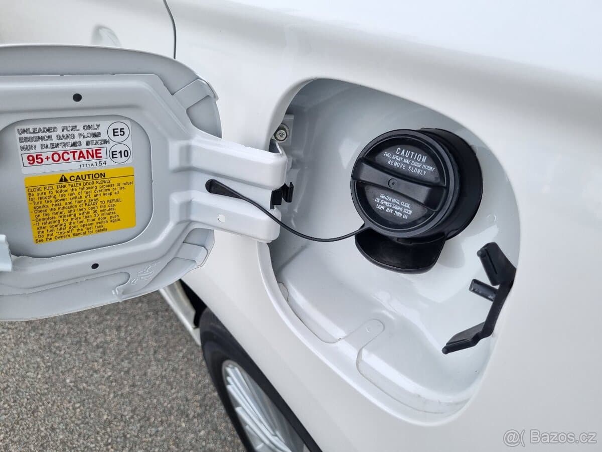 2021 Mitsubishi OUTLANDER - 20