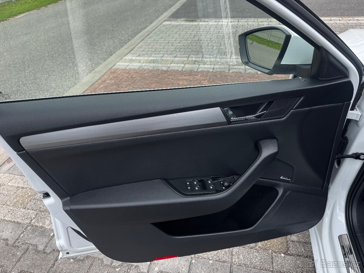 2018 Škoda SUPERB - 20
