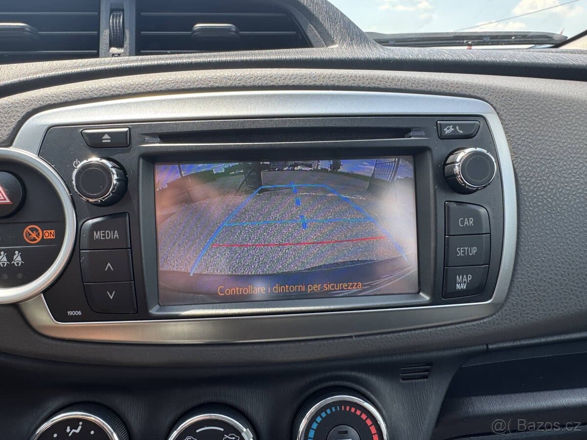 2012 Toyota YARIS - 20