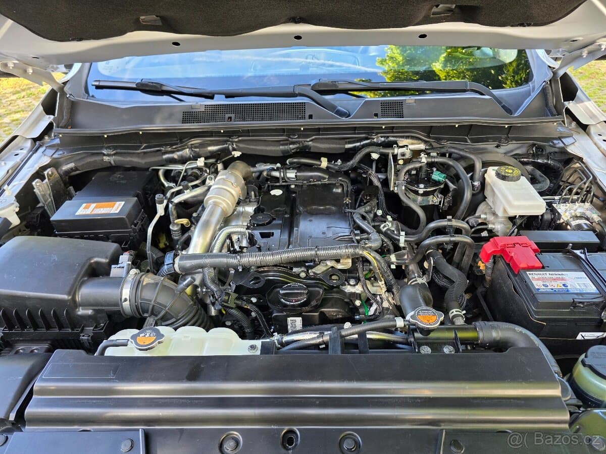 2020 Nissan NAVARA - 20