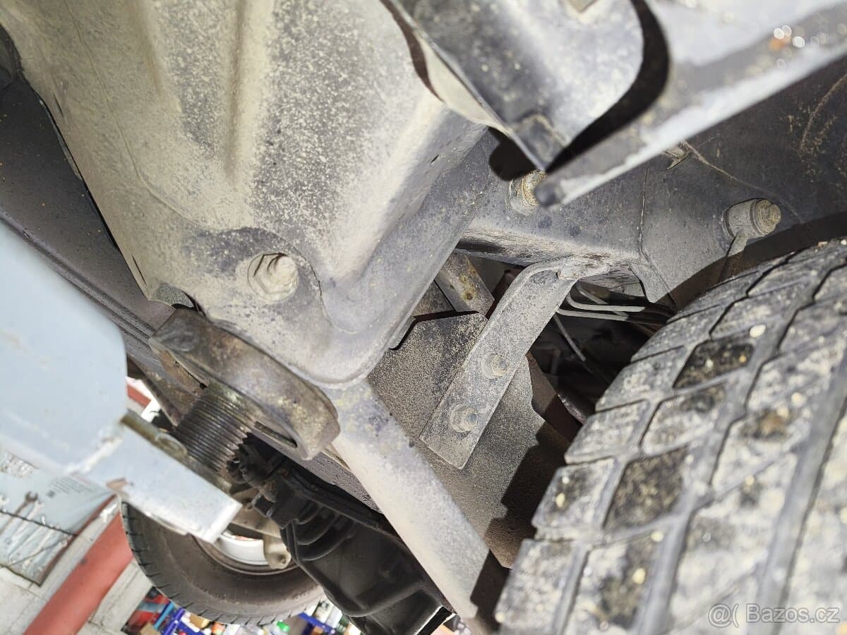 2006 Jeep CHEROKEE - 20
